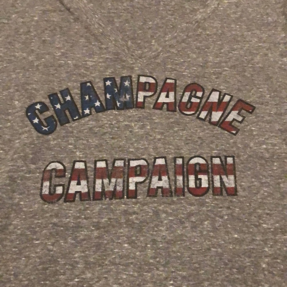 NWOT Campagne Campaign grey shirt-medium